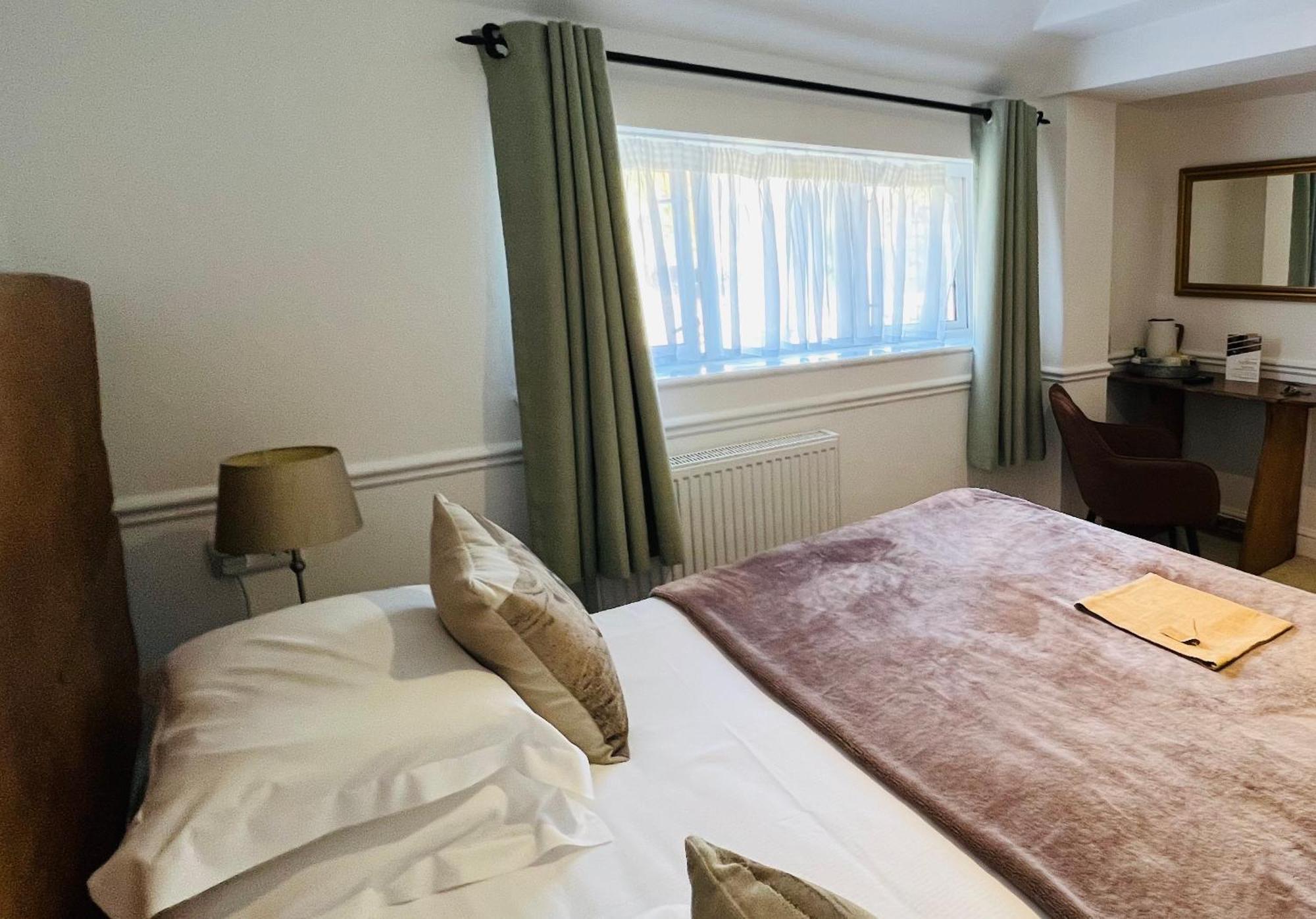 Cottage Lodge Hotel Brockenhurst Kültér fotó